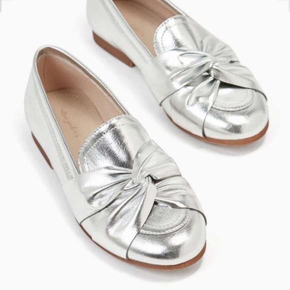 Zara | Girl’s Metallic Flats With Knot - Picture 1 of 5